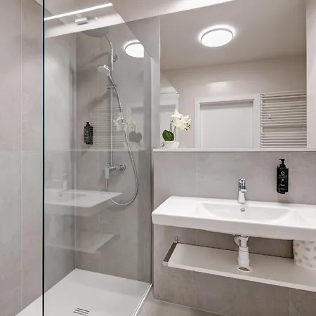 Апартаменты King Galaxy