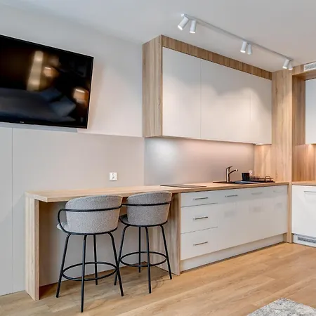 King Galaxy Апартаменти *